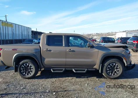 2022 Nissan Frontier Pro-4X 4X4 z USA, uszkodzony, nr VIN 1N6ED1EK3NN648952